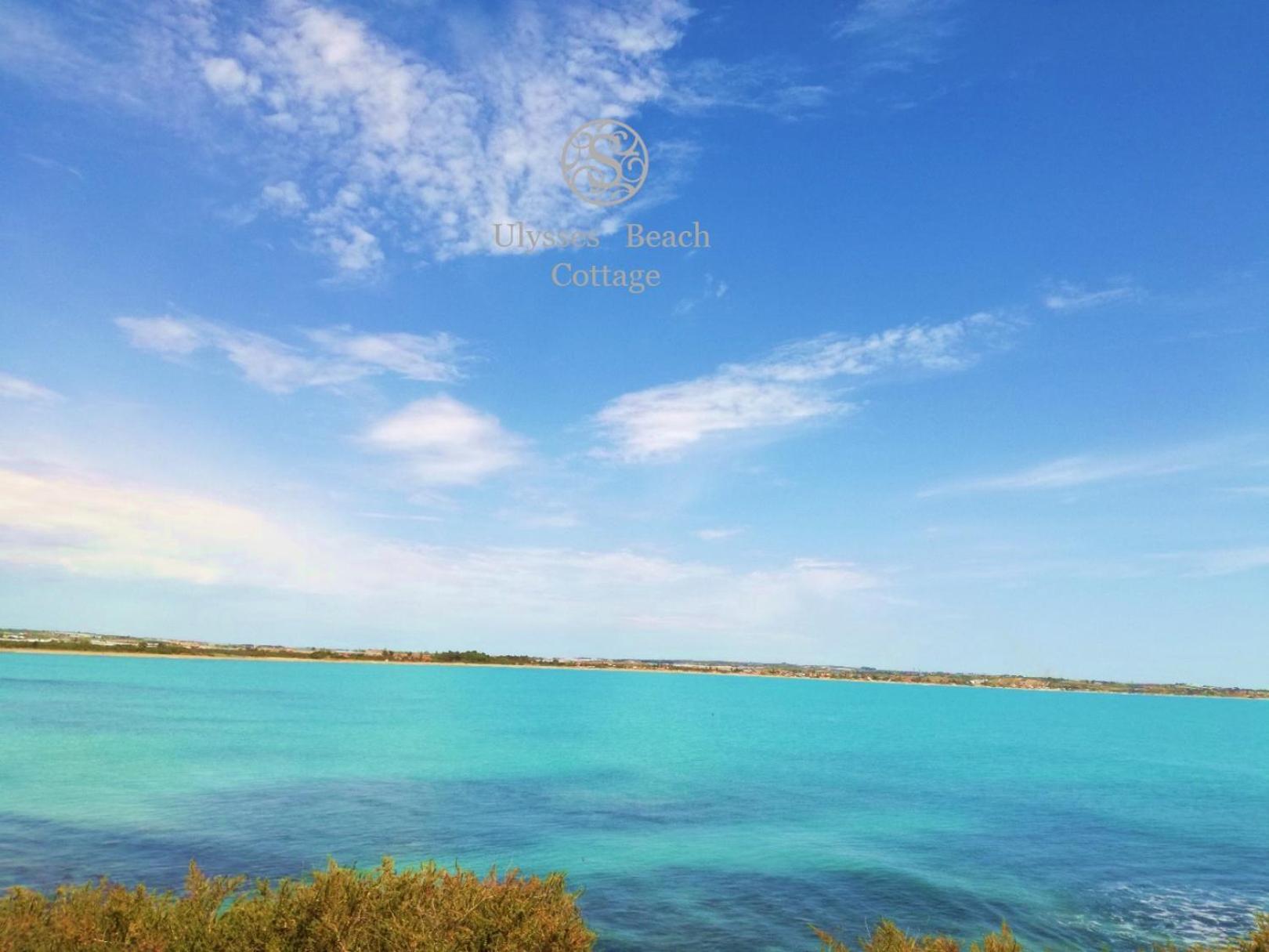 Apartamento CASA SULLA SPIAGGIA con ACCESSO E SPIAGGIA PRIVATA Santa Maria Del Focallo Exterior foto